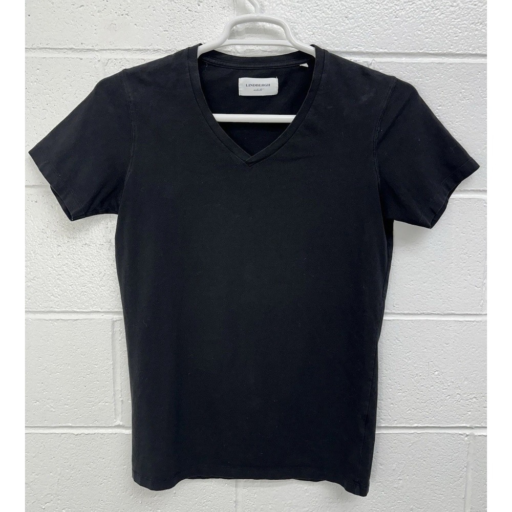 Lindbergh White Men's V-neck Solid Black Essential T-shirt‎ / Size Small